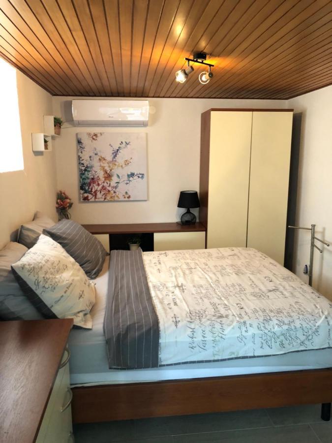 Casa Hortensia Njivice Buitenkant foto